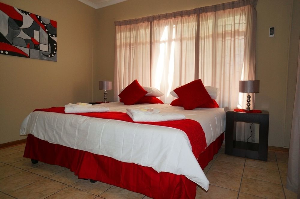 Mckala Guesthouse Kimberley Zewnętrze zdjęcie