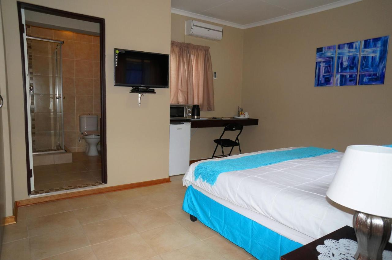 Mckala Guesthouse Kimberley Zewnętrze zdjęcie
